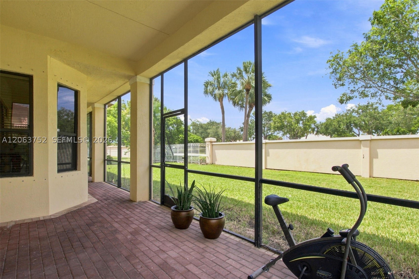 344 SW 159th Ln, Pembroke Pines FL 33027