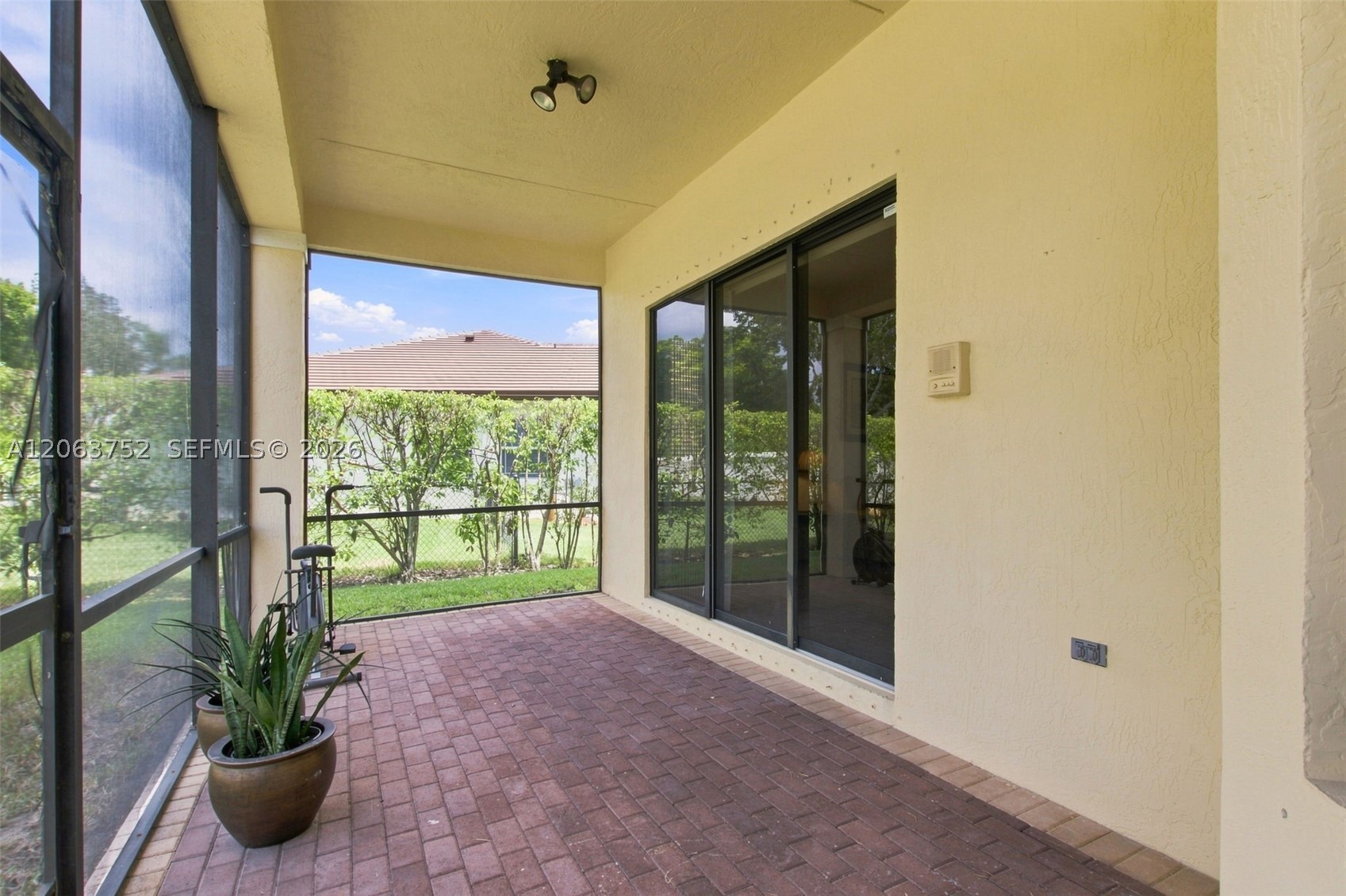 344 SW 159th Ln, Pembroke Pines FL 33027