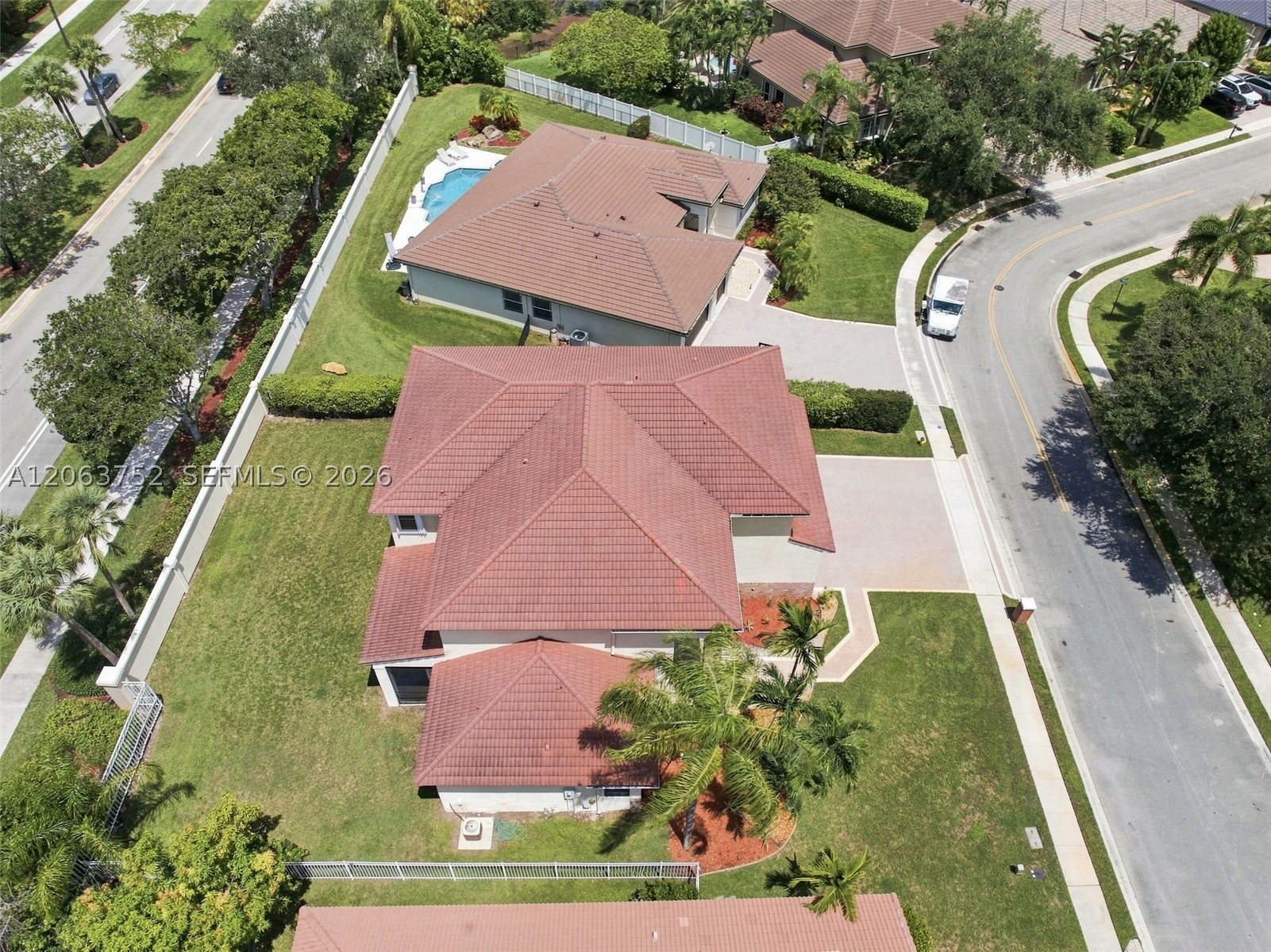 344 SW 159th Ln, Pembroke Pines FL 33027