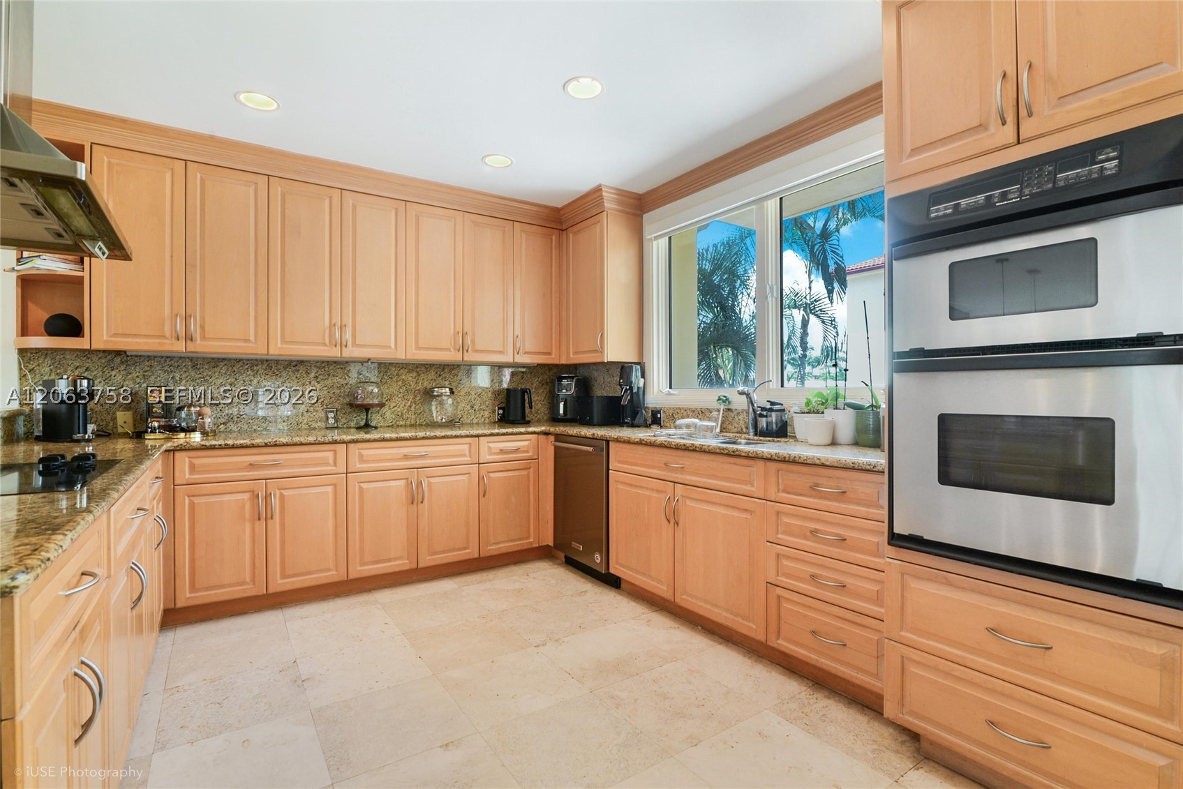 3972 NE 171st St, North Miami Beach FL 33160