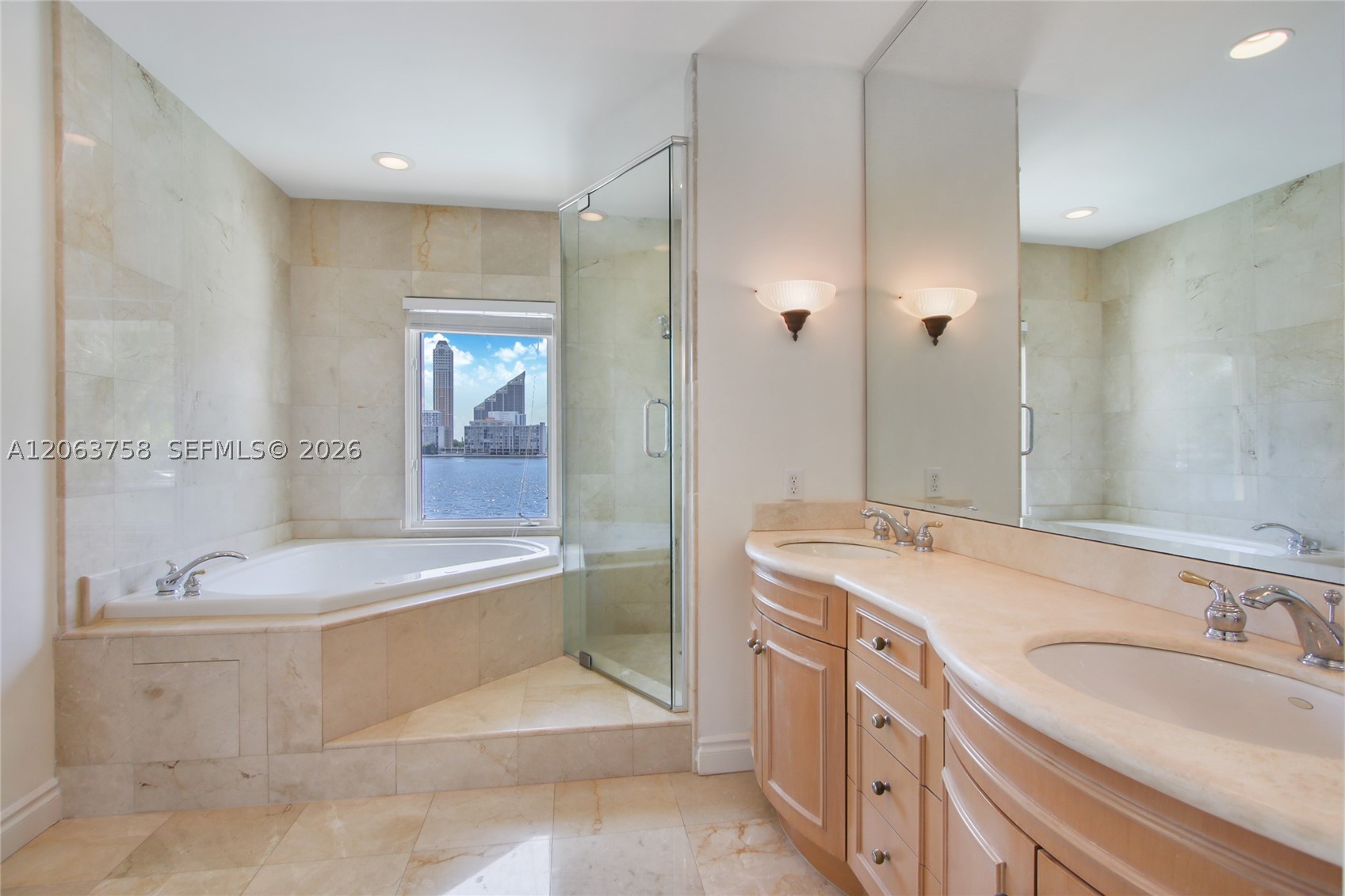 3972 NE 171st St, North Miami Beach FL 33160