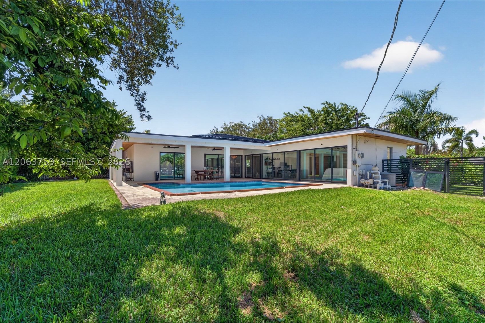 8880 SW 149th St, Palmetto Bay FL 33176