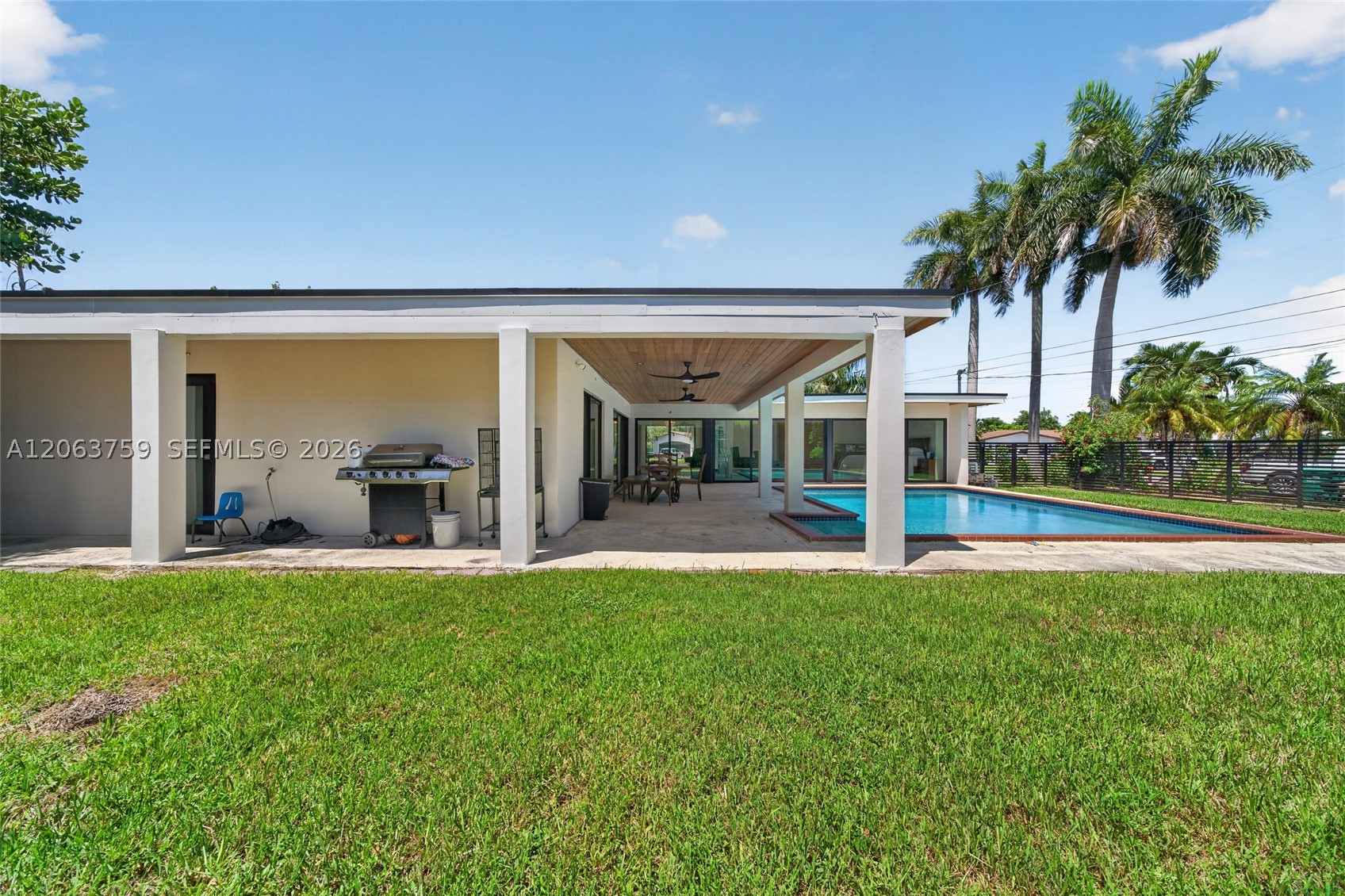 8880 SW 149th St, Palmetto Bay FL 33176