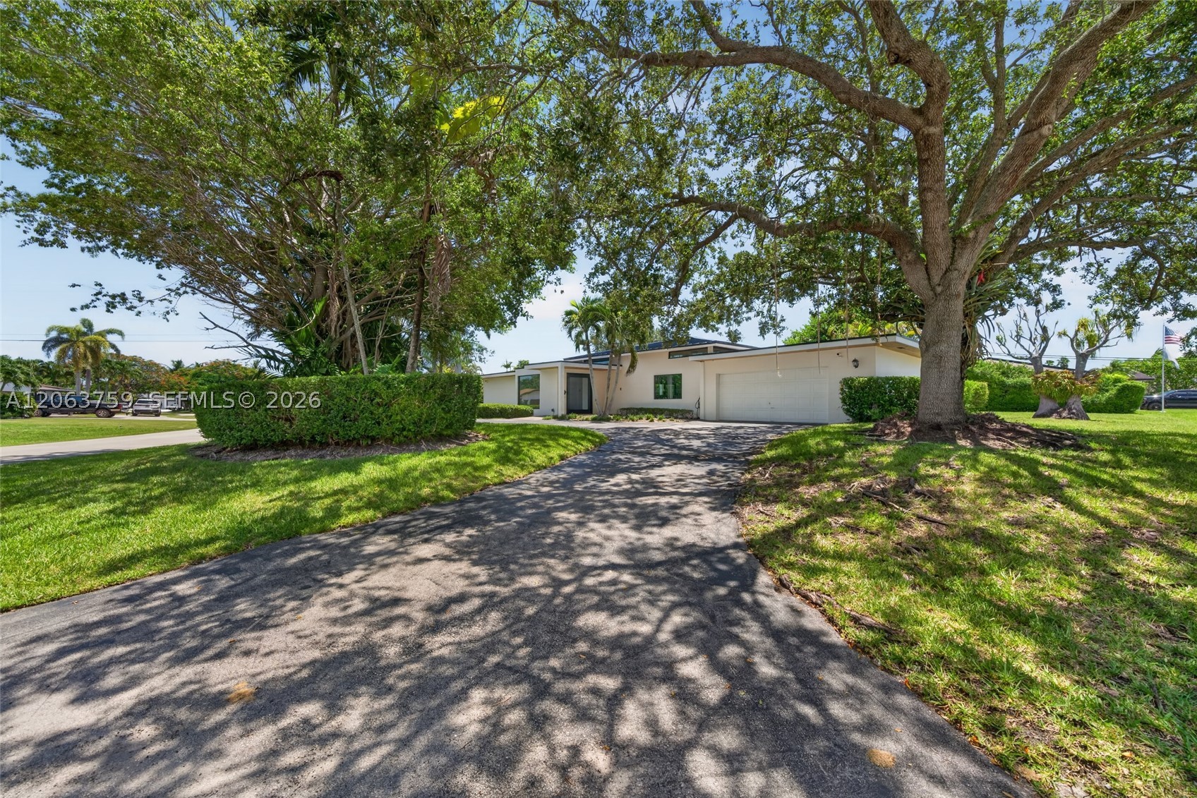 8880 SW 149th St, Palmetto Bay FL 33176