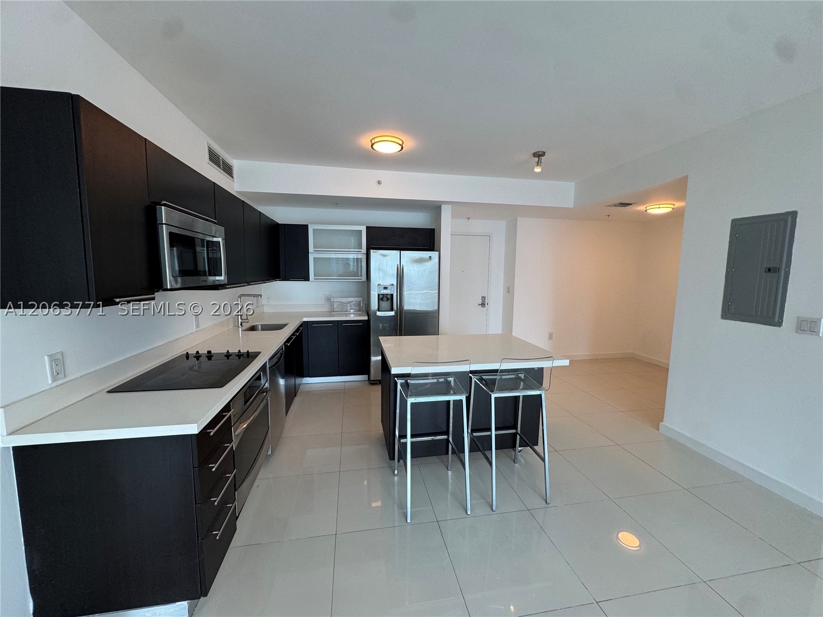 90 SW 3rd St #2314, Miami FL 33130