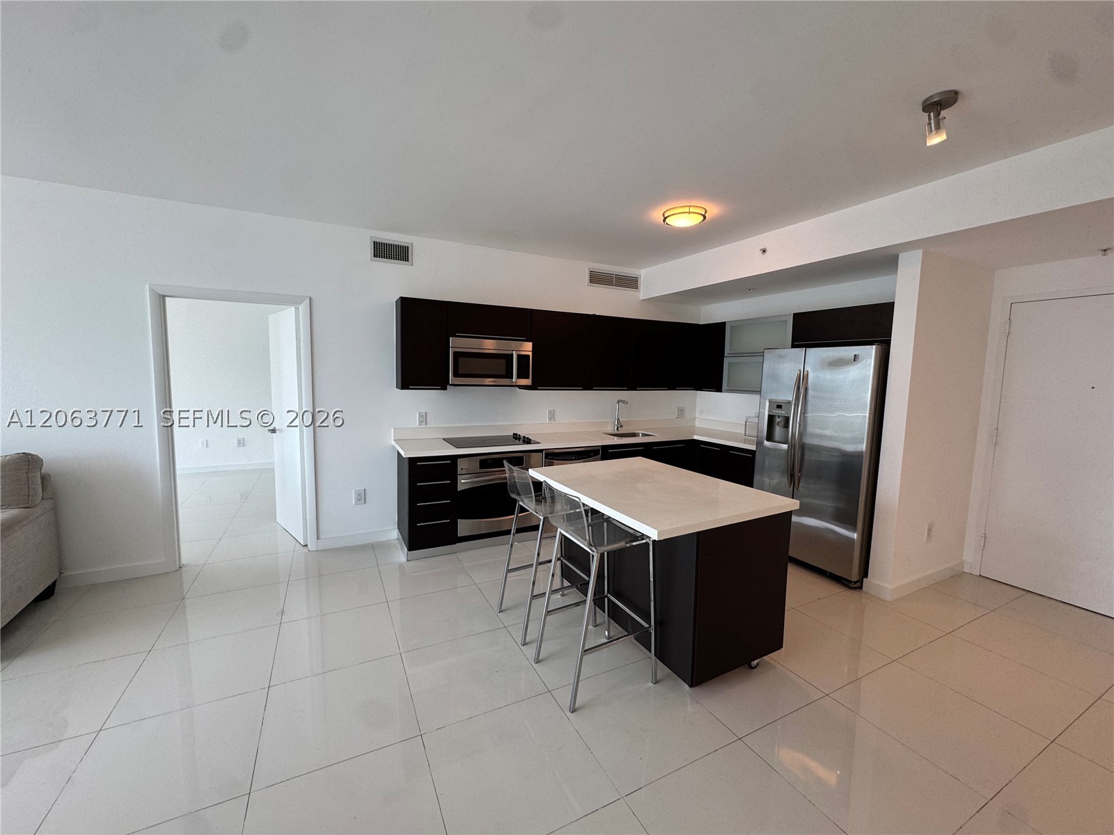 90 SW 3rd St #2314, Miami FL 33130