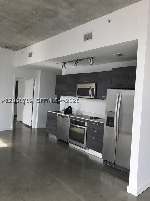 151 SE 1st St #2801, Miami FL 33131
