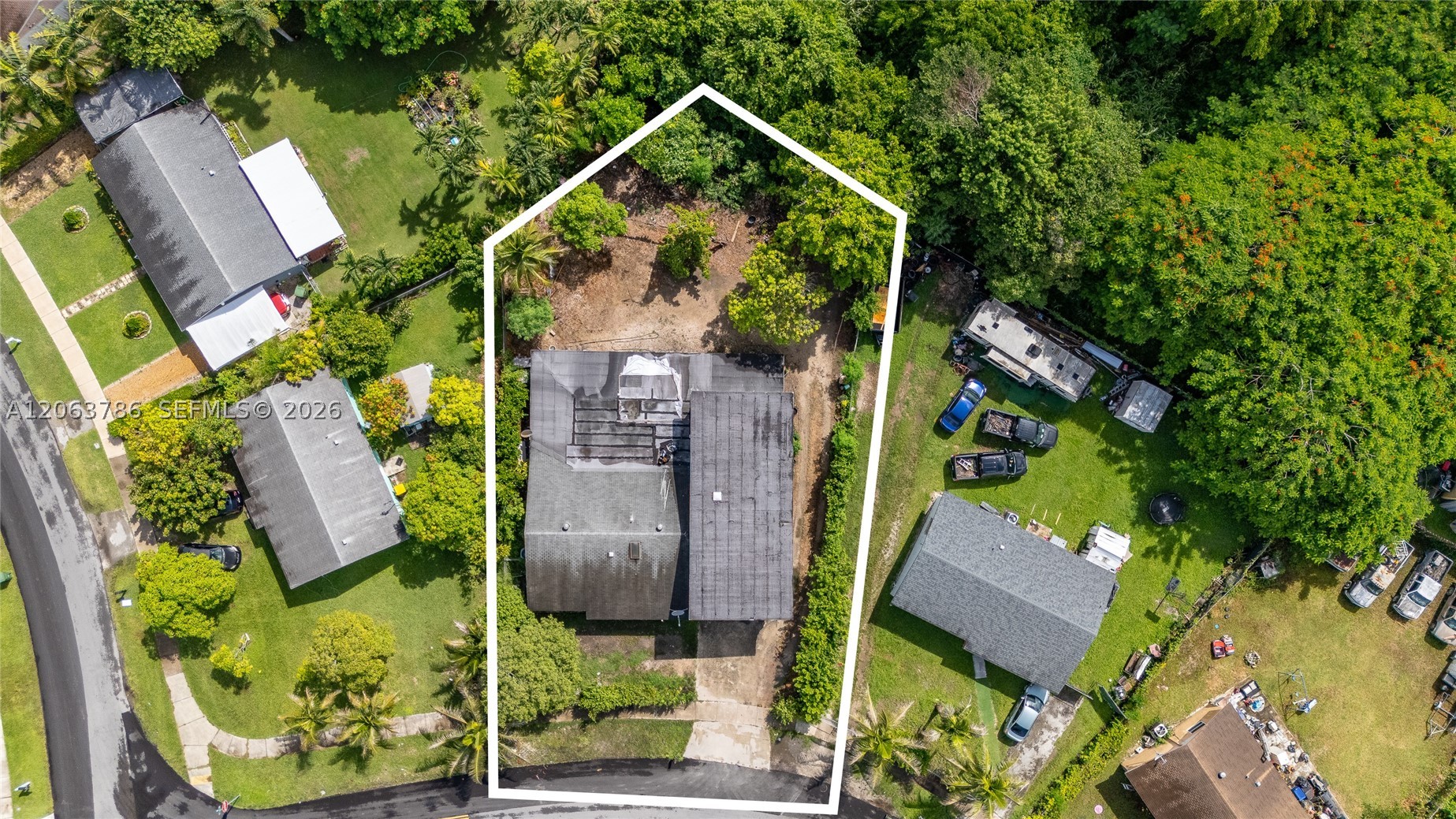 155 SW 16th Ter, Homestead FL 33030