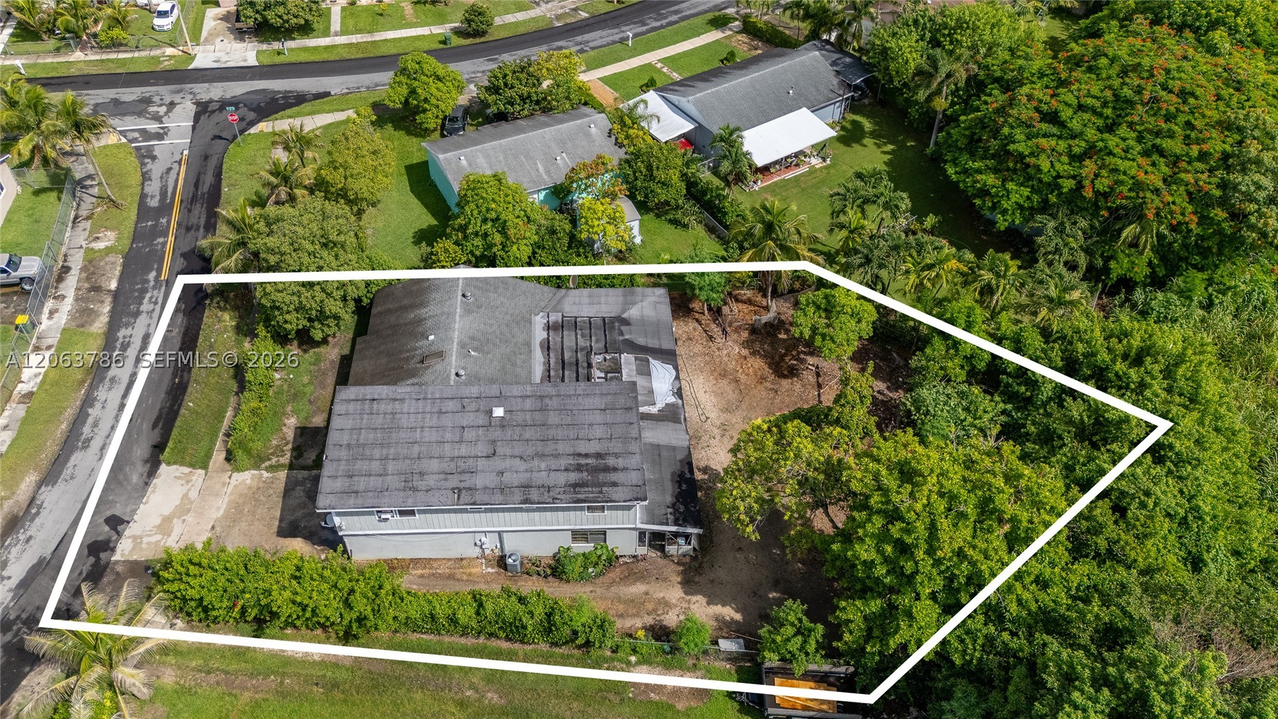 155 SW 16th Ter, Homestead FL 33030