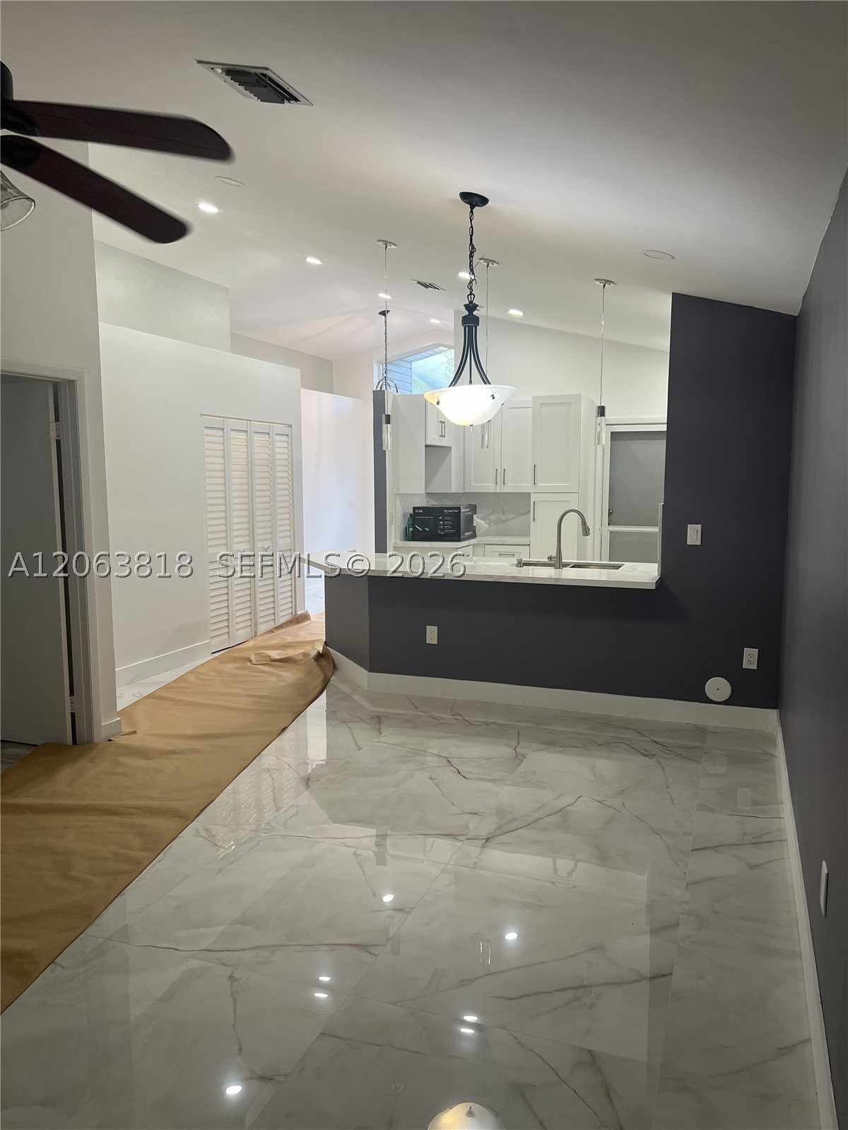 289 SW 159th Ln, Sunrise FL 33326
