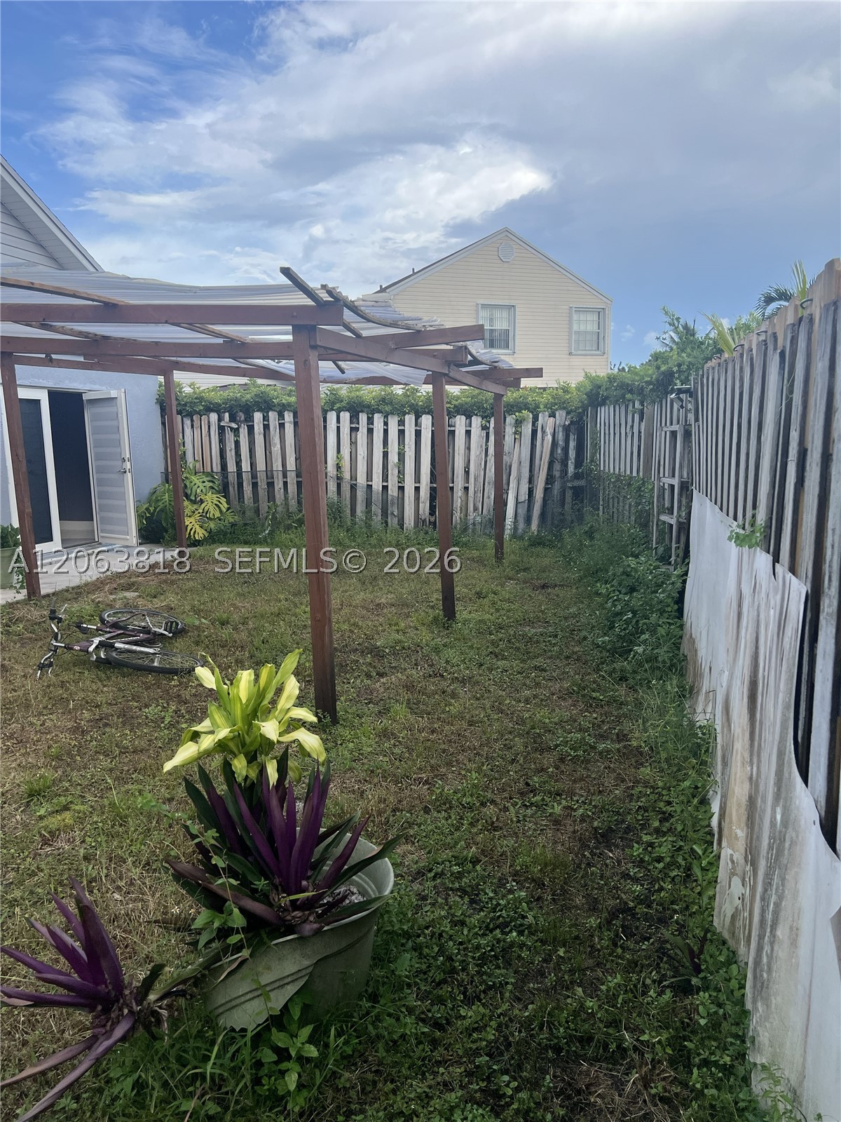 289 SW 159th Ln, Sunrise FL 33326