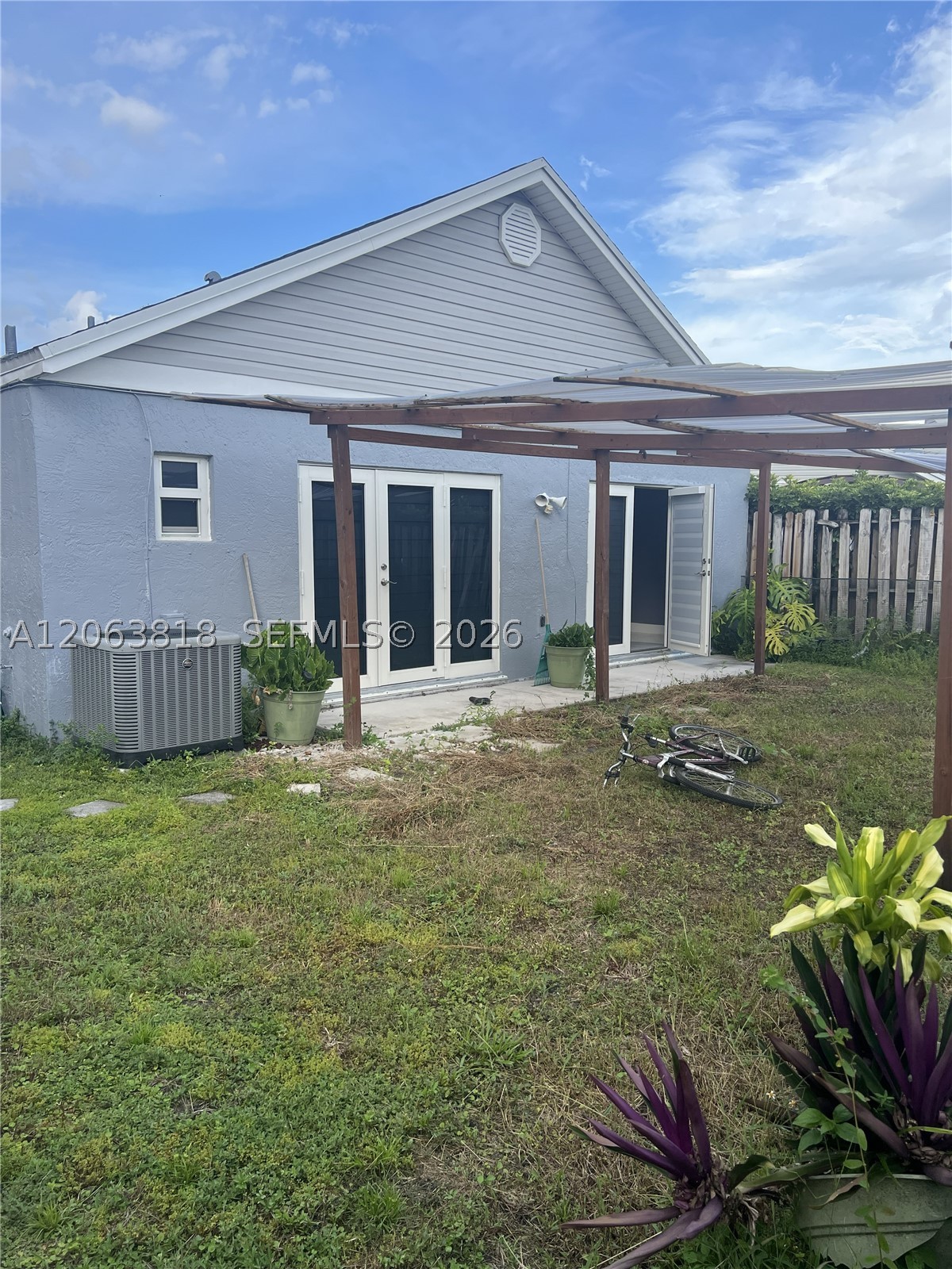 289 SW 159th Ln, Sunrise FL 33326