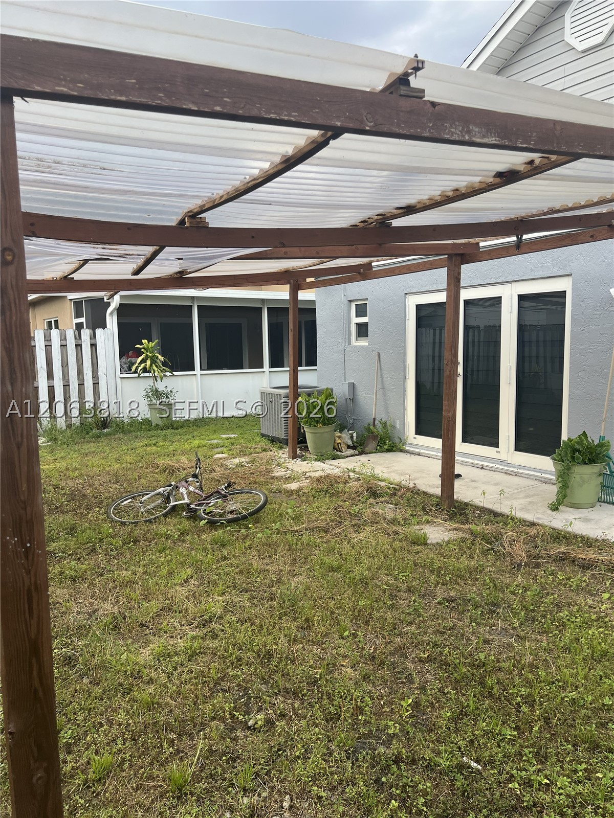 289 SW 159th Ln, Sunrise FL 33326