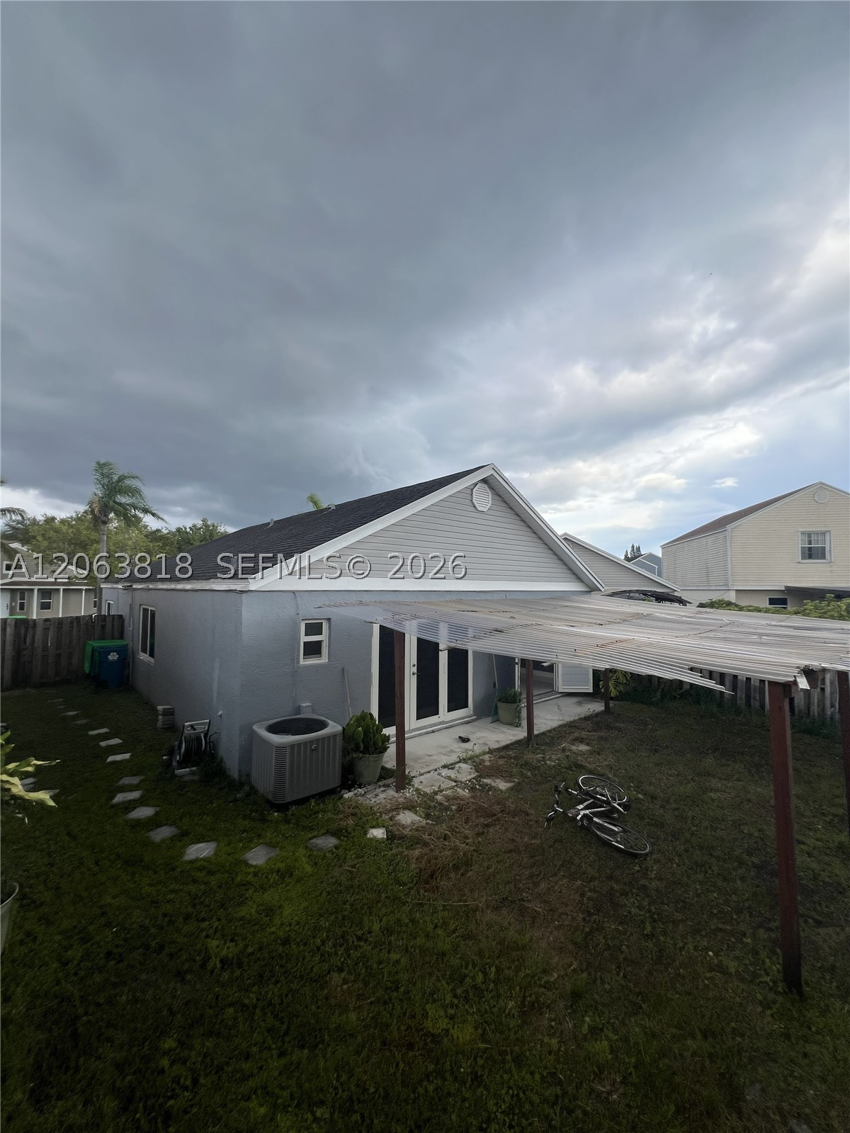 289 SW 159th Ln, Sunrise FL 33326