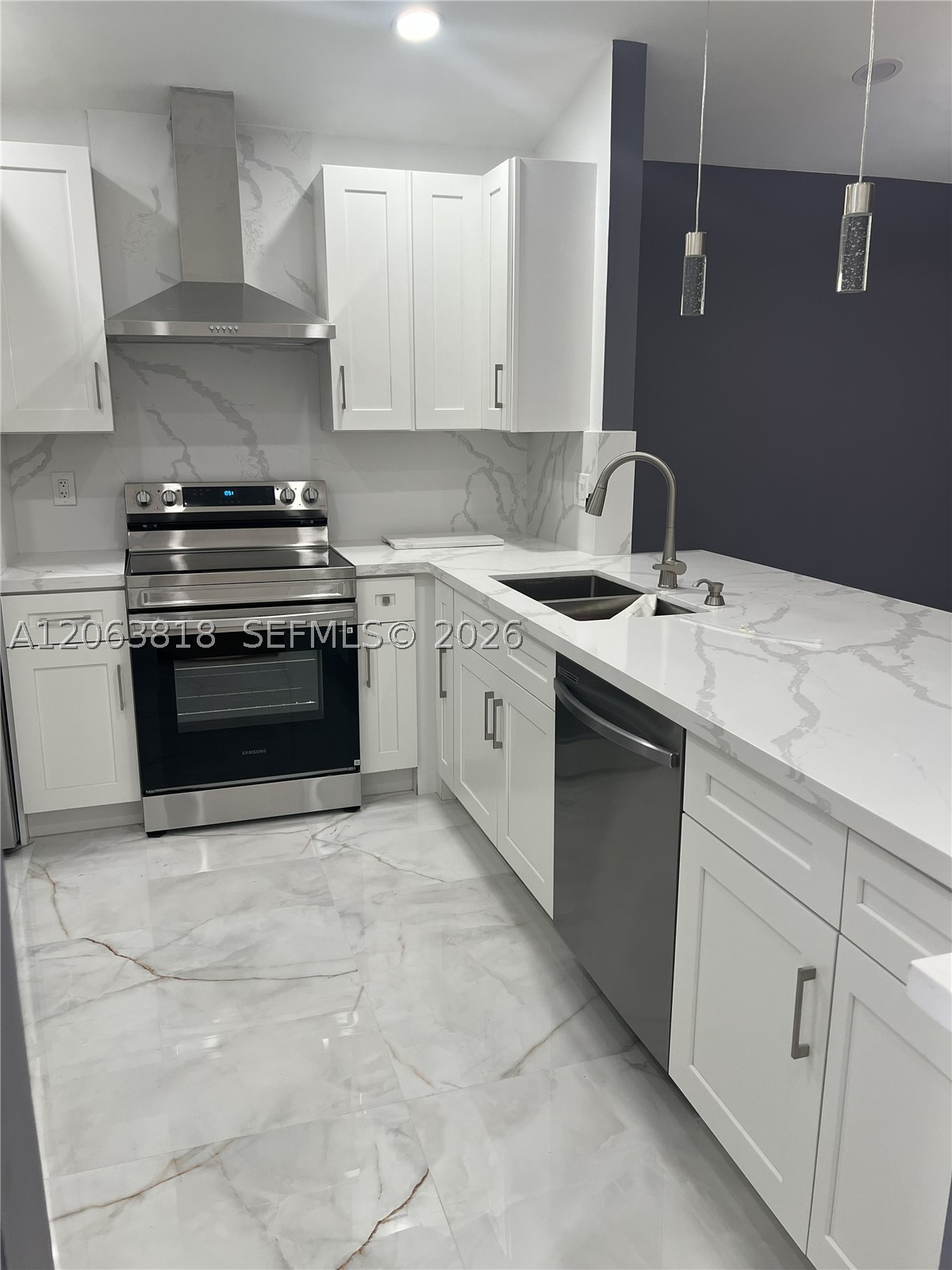289 SW 159th Ln, Sunrise FL 33326