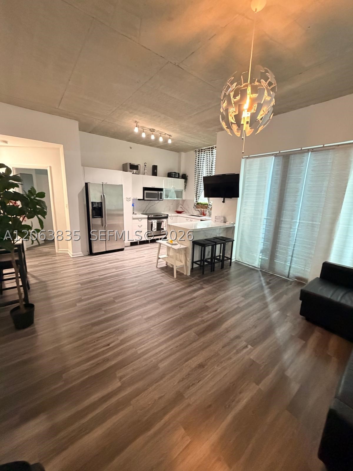 133 NE 2nd Ave #401, Miami FL 33132