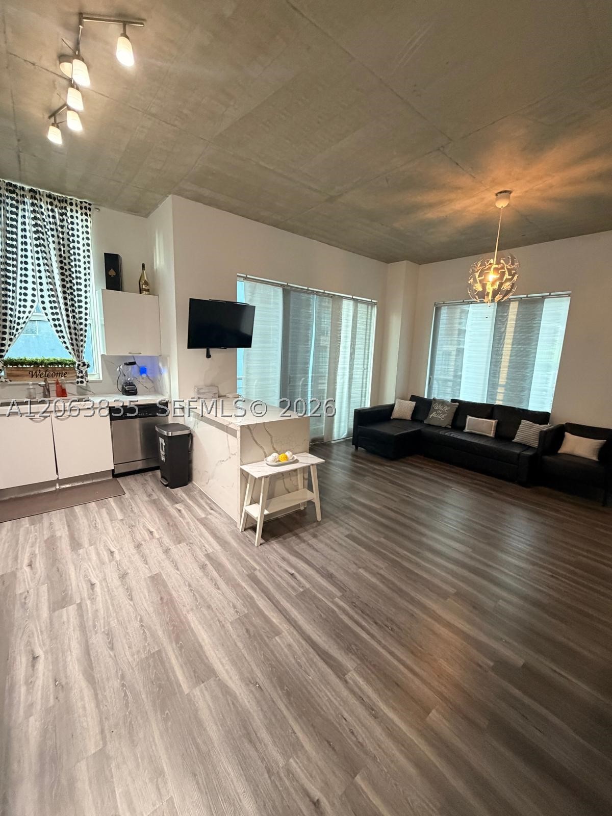 133 NE 2nd Ave #401, Miami FL 33132