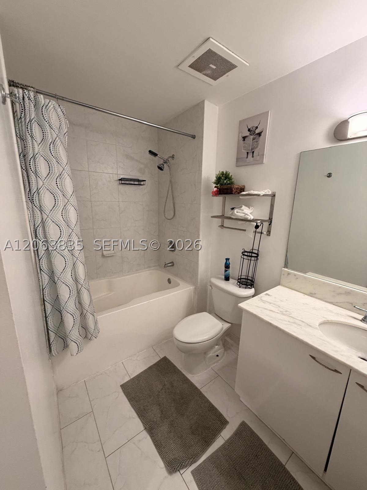 133 NE 2nd Ave #401, Miami FL 33132