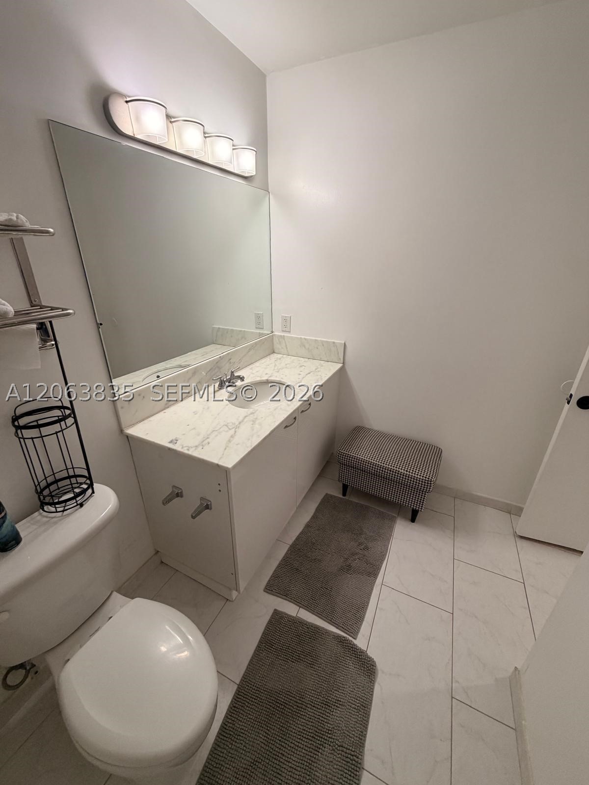 133 NE 2nd Ave #401, Miami FL 33132