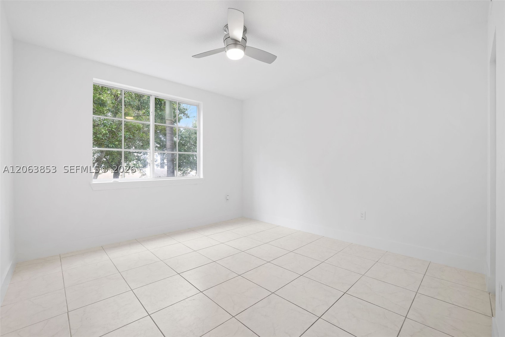 6831 SW 44th St #205, Miami FL 33155