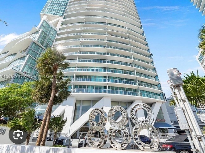888 Biscayne Blvd #4009, Miami FL 33132