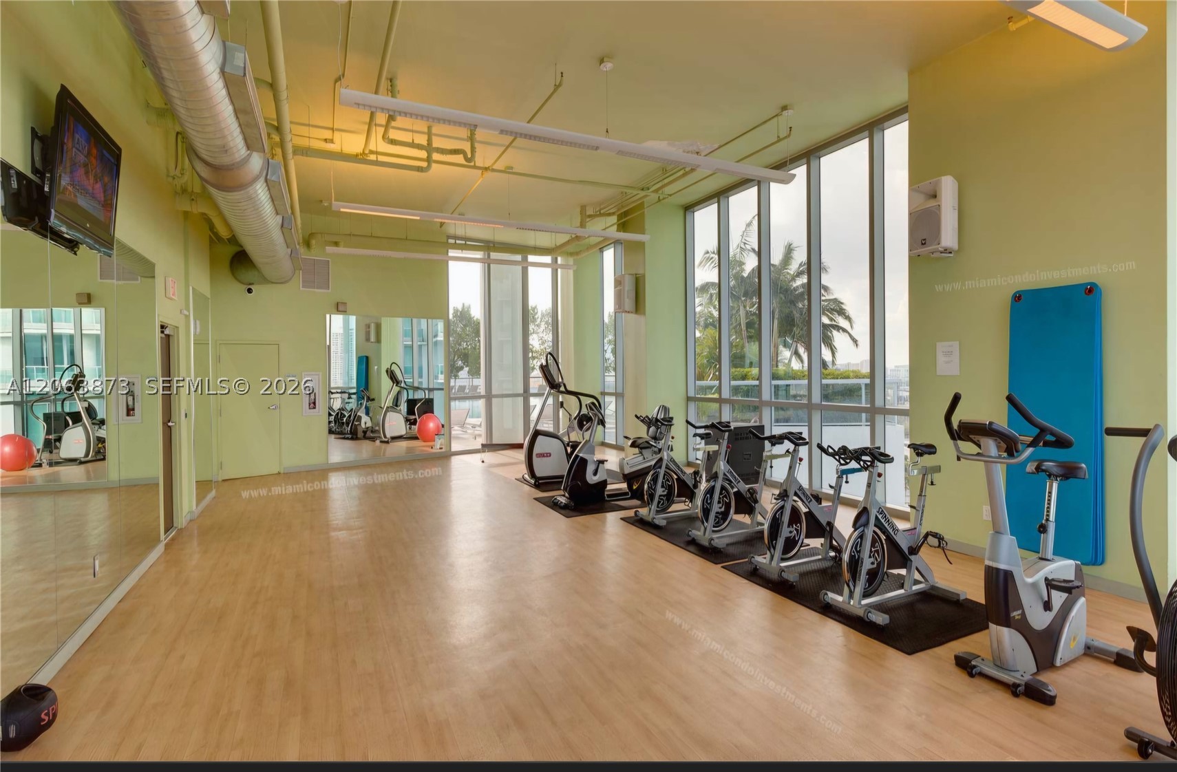 888 Biscayne Blvd #4009, Miami FL 33132