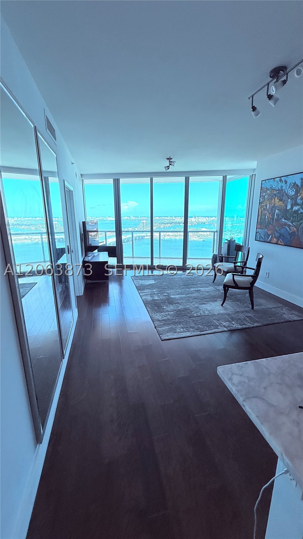 888 Biscayne Blvd #4009, Miami FL 33132