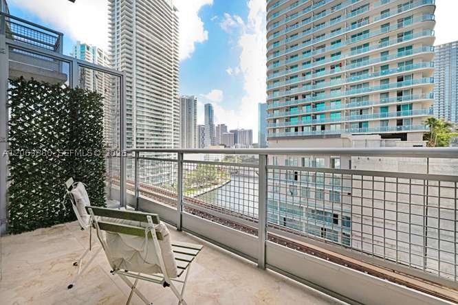 690 SW 1st Ct #1506, Miami FL 33130