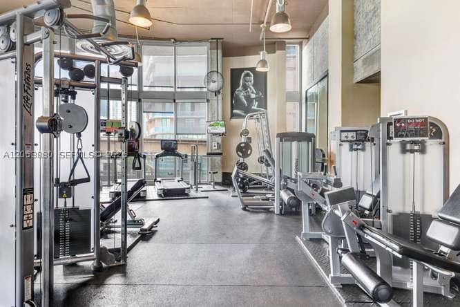 690 SW 1st Ct #1506, Miami FL 33130