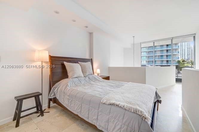 690 SW 1st Ct #1506, Miami FL 33130