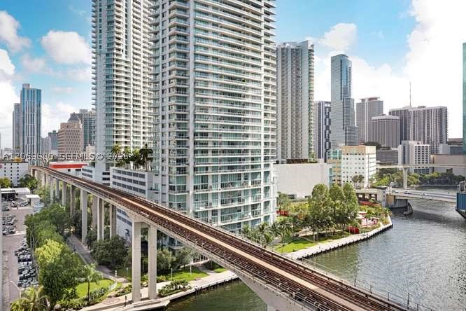 690 SW 1st Ct #1506, Miami FL 33130