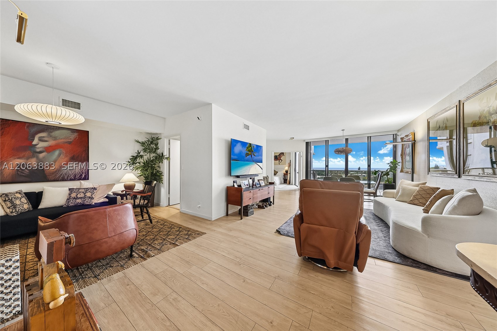 20281 E Country Club Dr #810, Aventura FL 33180