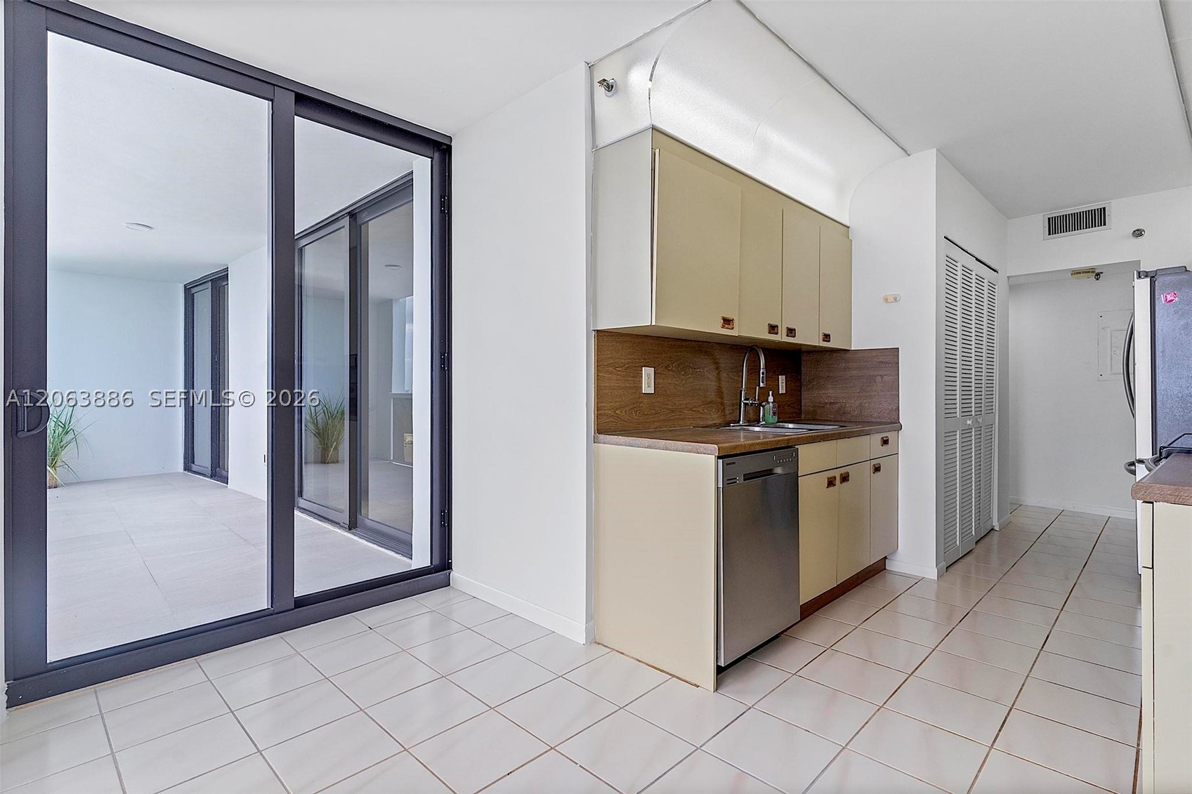 9 Island Ave #2306, Miami Beach FL 33139