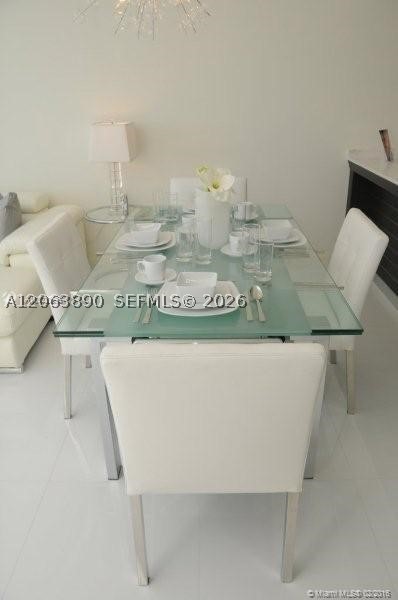 200 Biscayne Boulevard Way #3809, Miami FL 33131