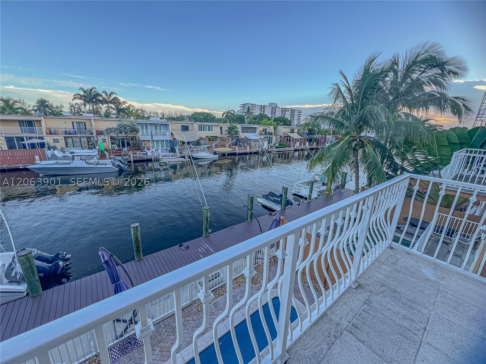 3850 NE 168th St #4, North Miami Beach FL 33160