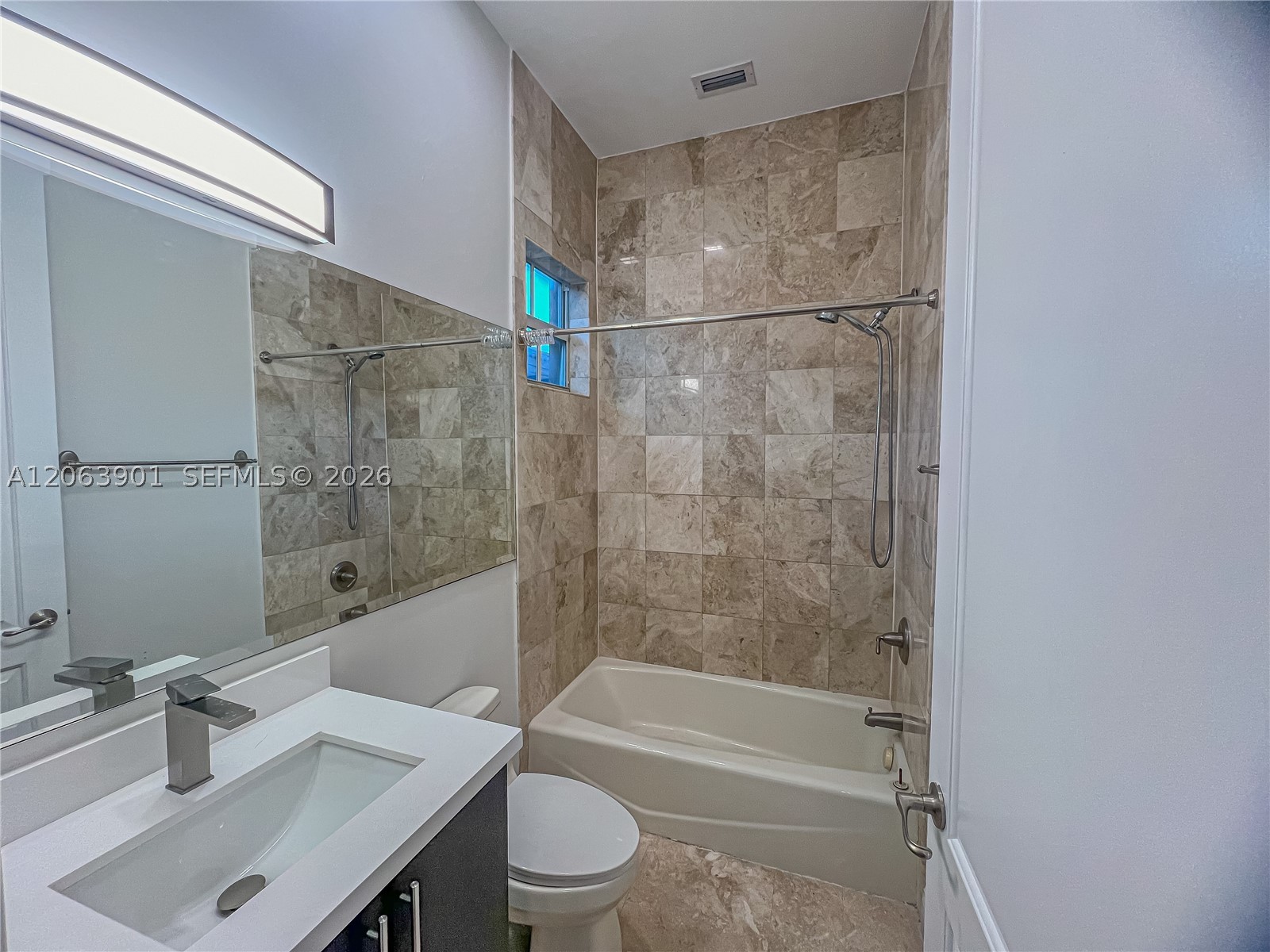 3850 NE 168th St #4, North Miami Beach FL 33160