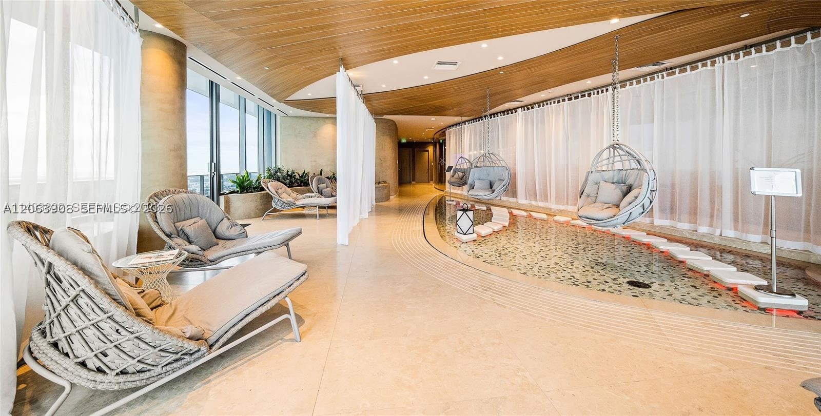 1000 Brickell Plaza #2711, Miami FL 33131
