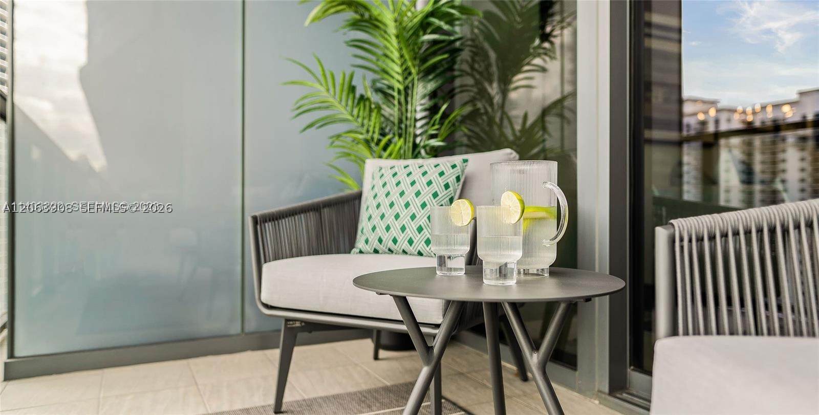 1000 Brickell Plaza #2711, Miami FL 33131