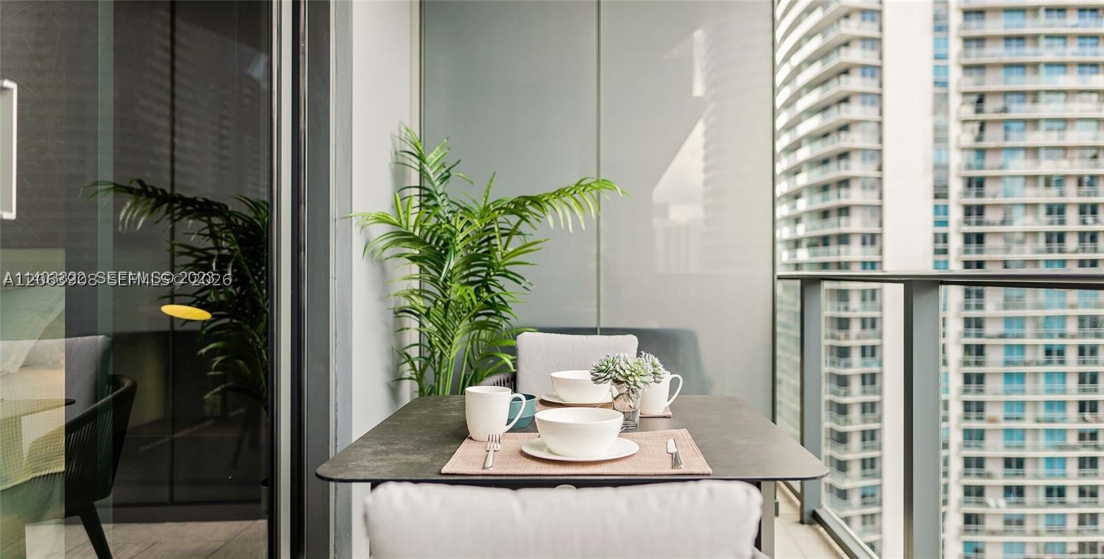 1000 Brickell Plaza #2711, Miami FL 33131