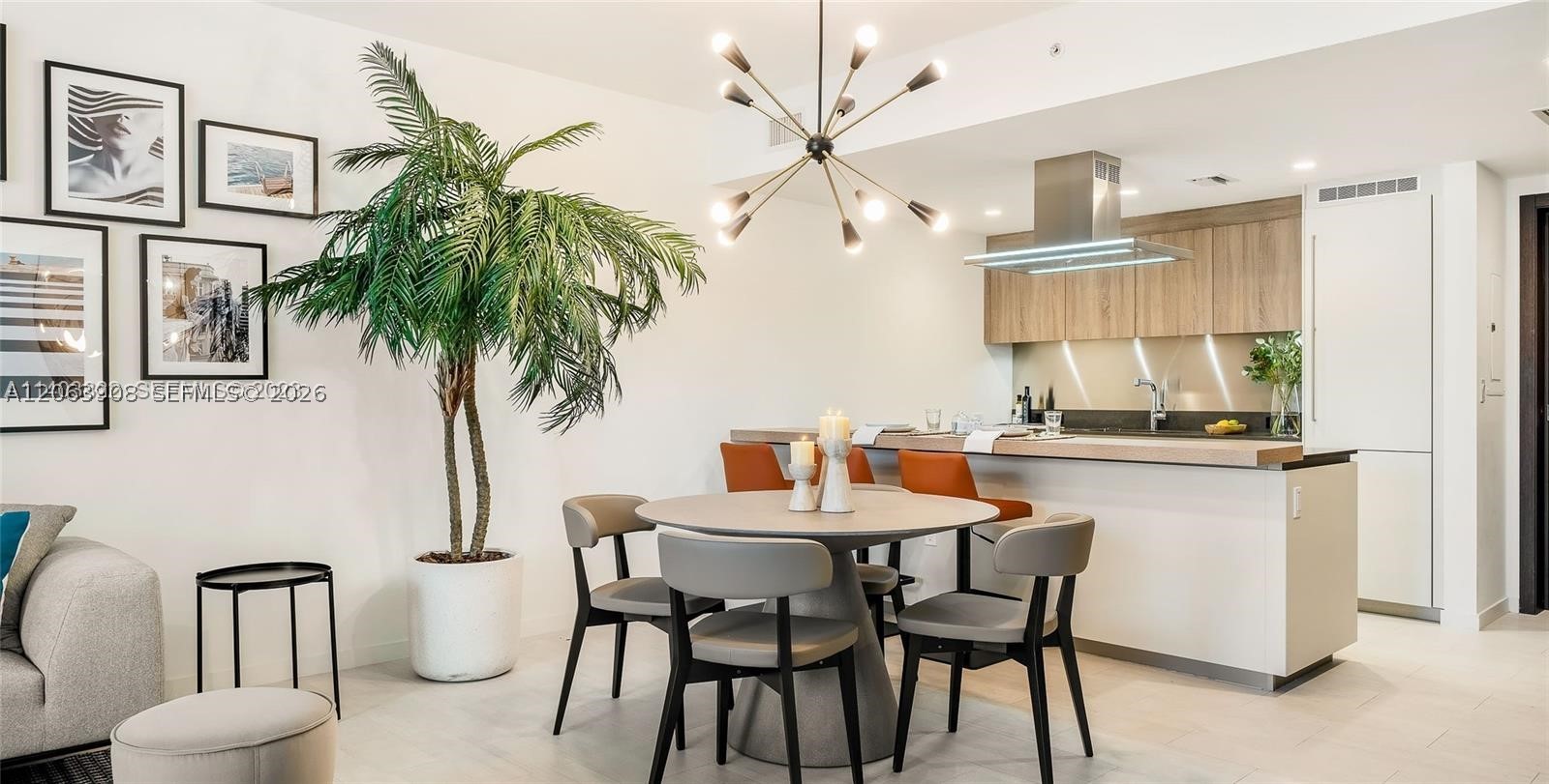 1000 Brickell Plaza #2711, Miami FL 33131