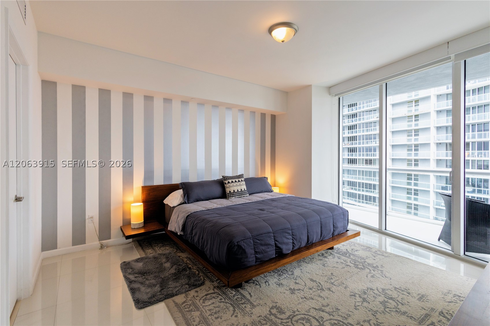 475 Brickell Ave #4511, Miami FL 33131