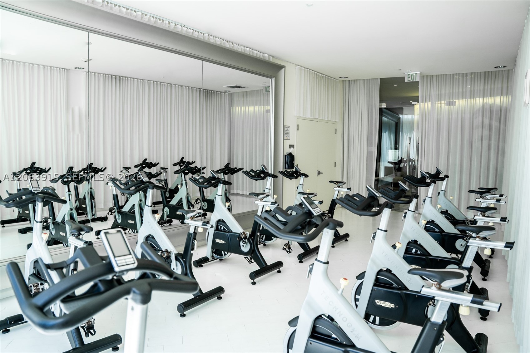 475 Brickell Ave #4511, Miami FL 33131