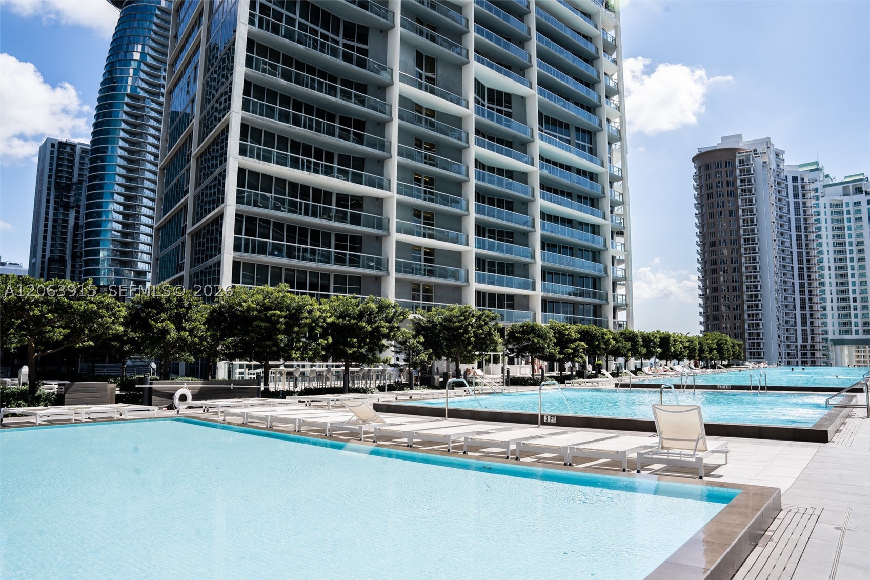 475 Brickell Ave #4511, Miami FL 33131