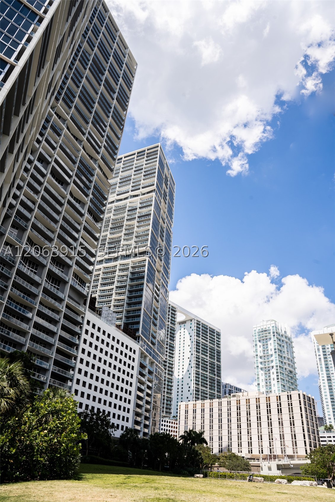 475 Brickell Ave #4511, Miami FL 33131