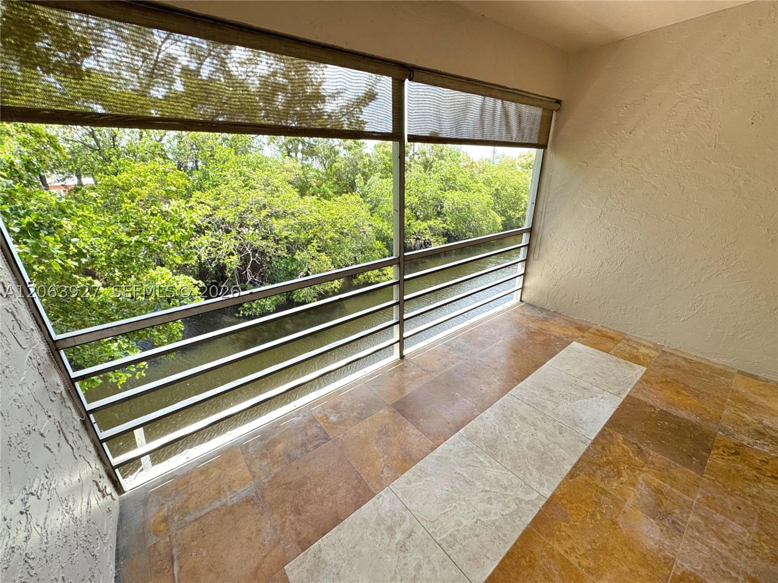 1400 NE 57th St #308, Fort Lauderdale FL 33334
