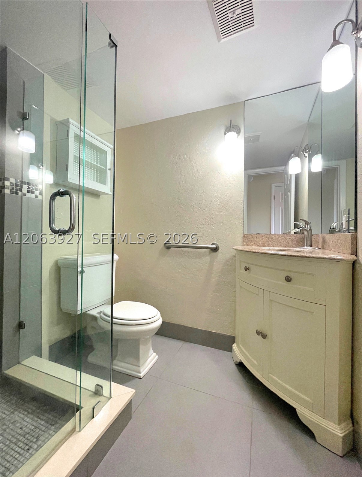 1400 NE 57th St #308, Fort Lauderdale FL 33334
