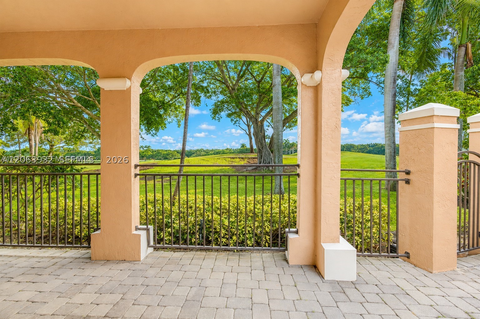 2703 Center Ct Dr #1-14, Weston FL 33332