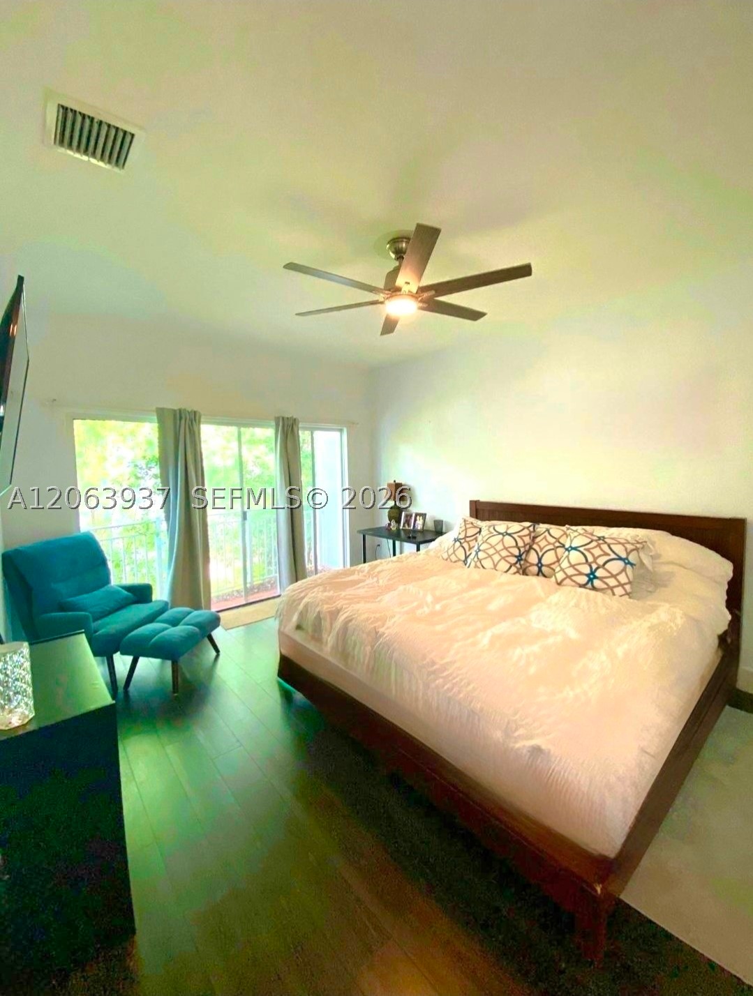 2732 SW 26th St #2732, Miami FL 33133