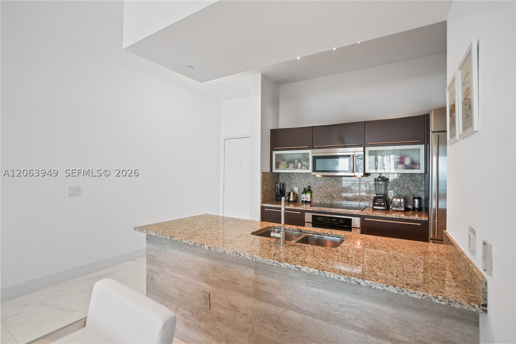 950 Brickell Bay Dr #4101, Miami FL 33131