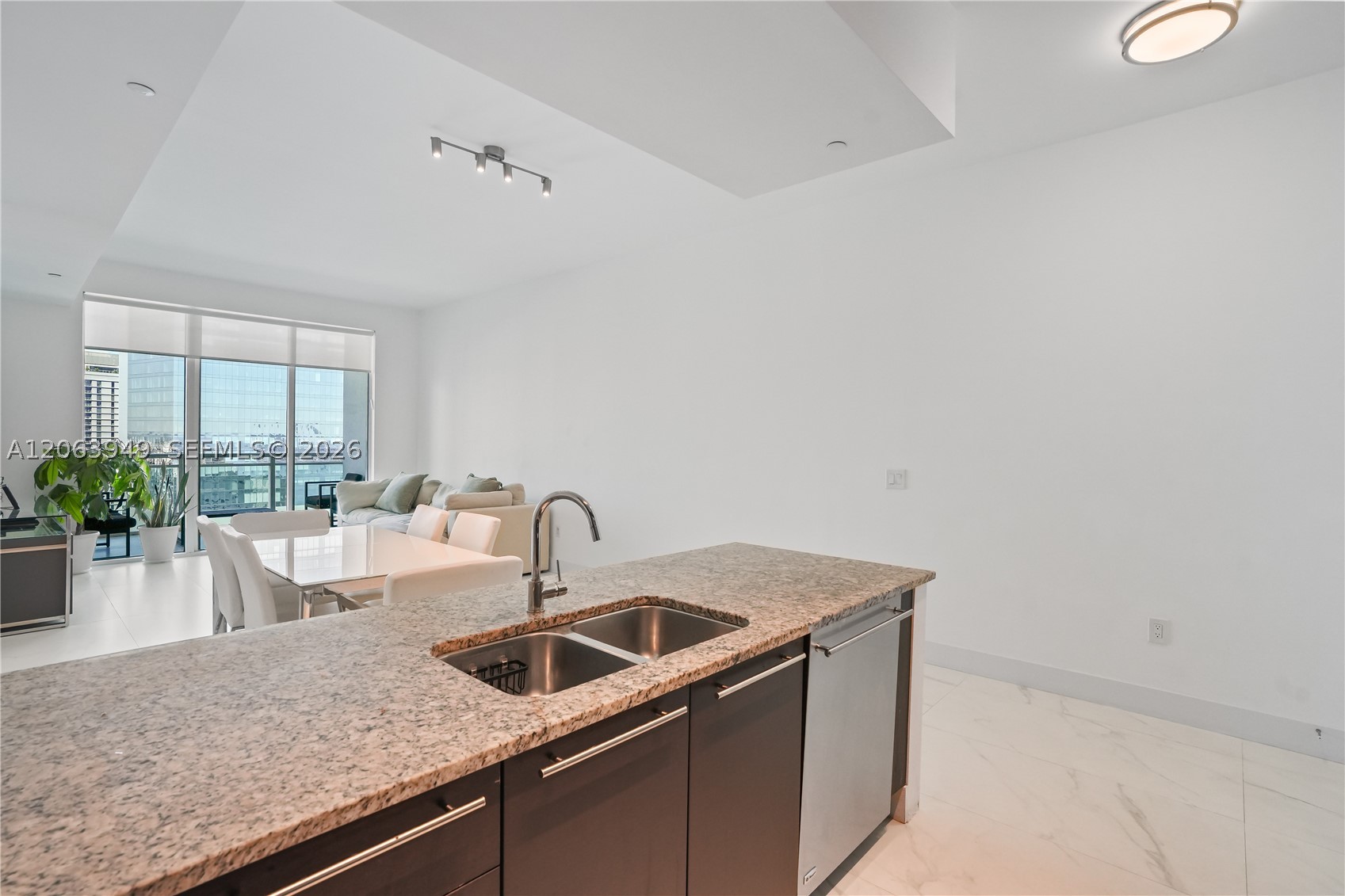 950 Brickell Bay Dr #4101, Miami FL 33131